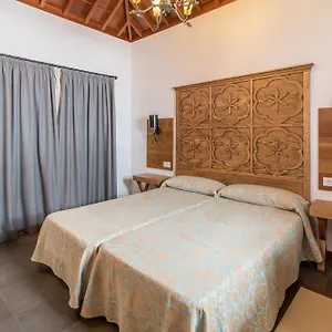 apartamentos-emblematicos-ki_tapenas.in-canary-islands.com/
